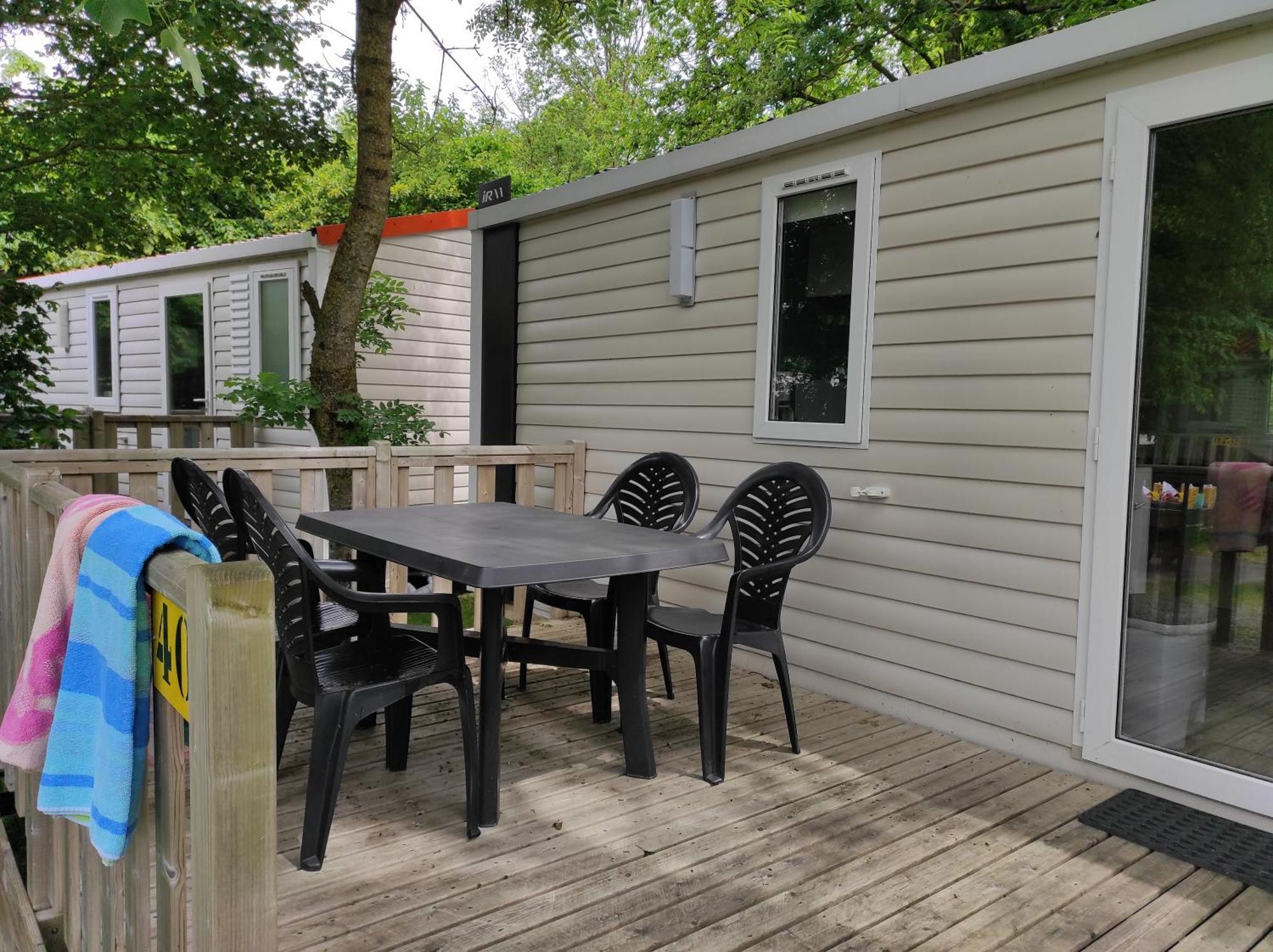 Camping Le Rouge Gorge **** 10' Puy Du Fou Saint-Laurent-sur-Sèvre Exterior foto