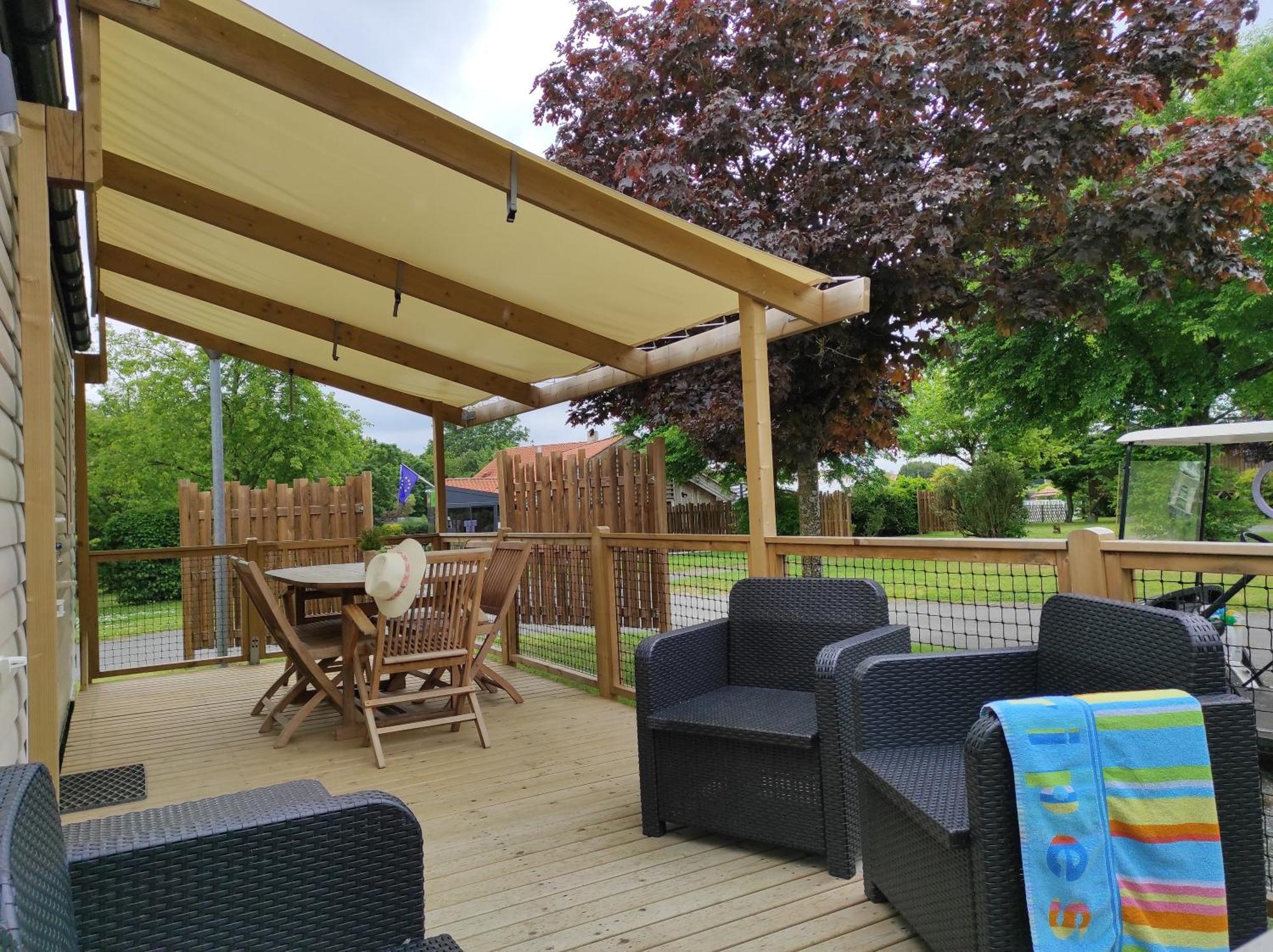 Camping Le Rouge Gorge **** 10' Puy Du Fou Saint-Laurent-sur-Sèvre Exterior foto
