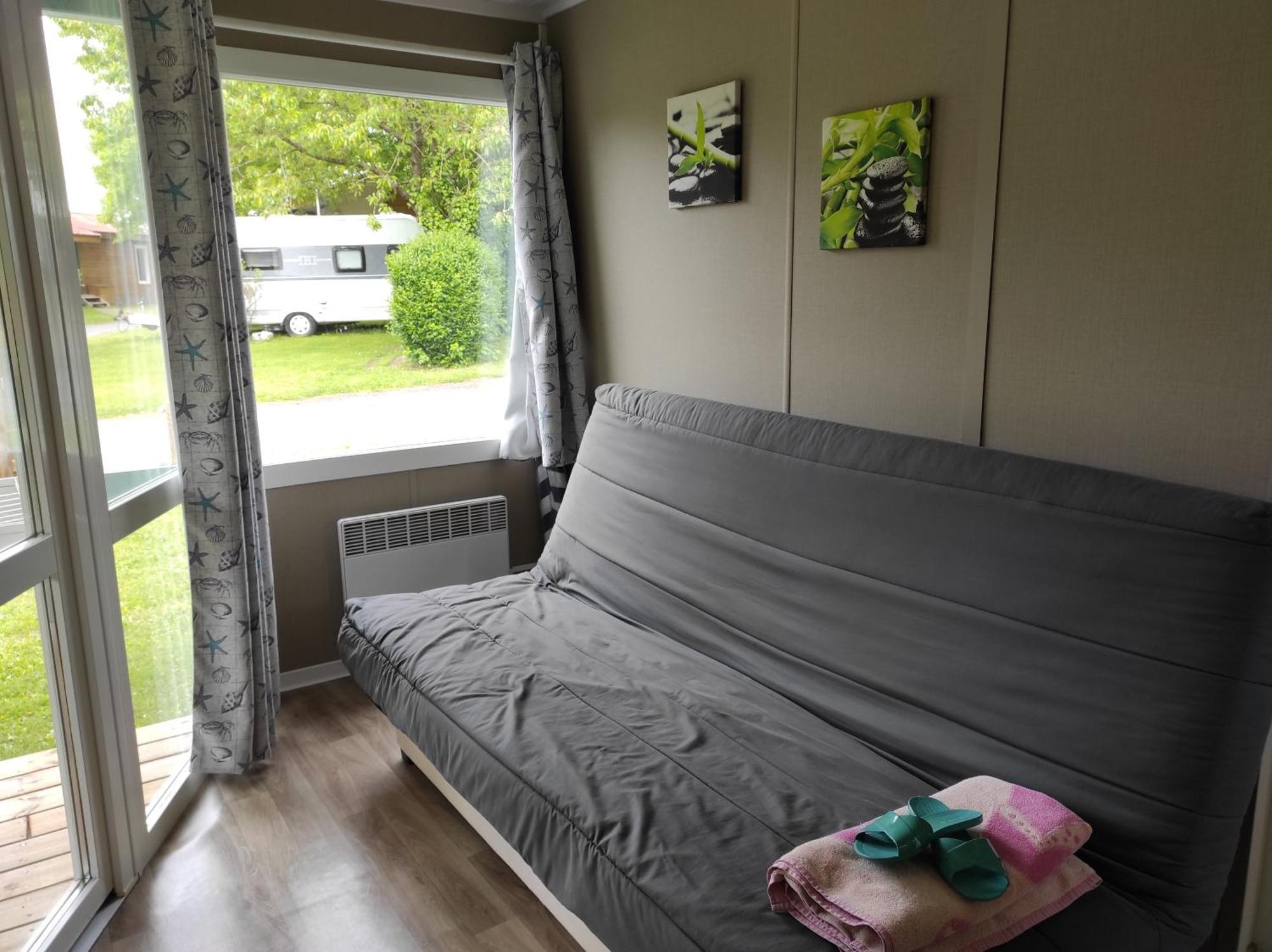 Camping Le Rouge Gorge **** 10' Puy Du Fou Saint-Laurent-sur-Sèvre Exterior foto